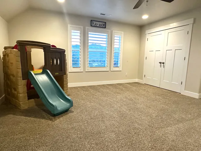 6113 Park Meadow Dr, Mountain Green, Utah 84050