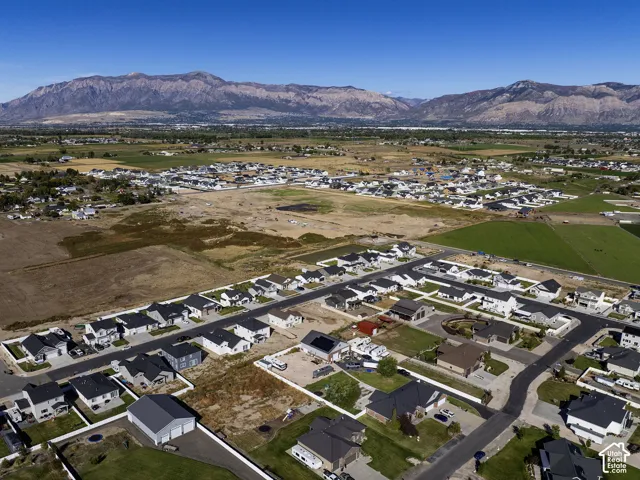 Mountain backdrop with expansive community development