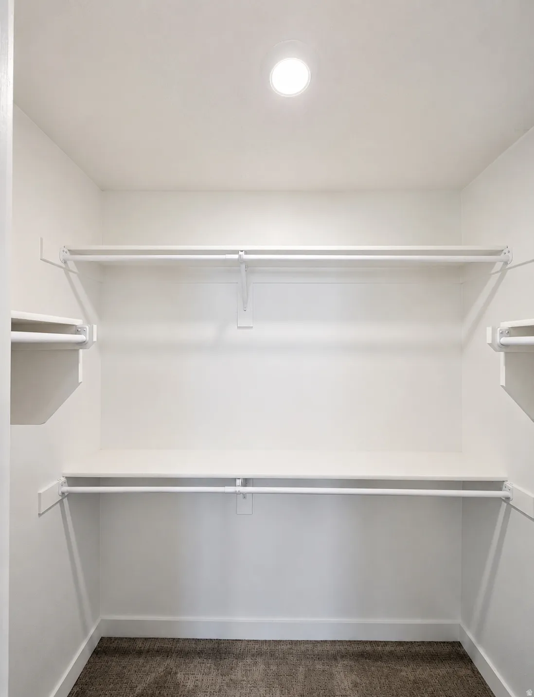 Walk in closet in 2nd bedroom