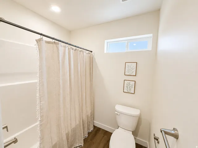 Photos of another patio home in the subdivision.