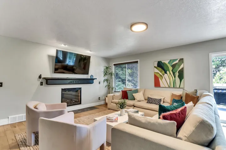 8744 S Danish Rd, Sandy, Utah 84093
