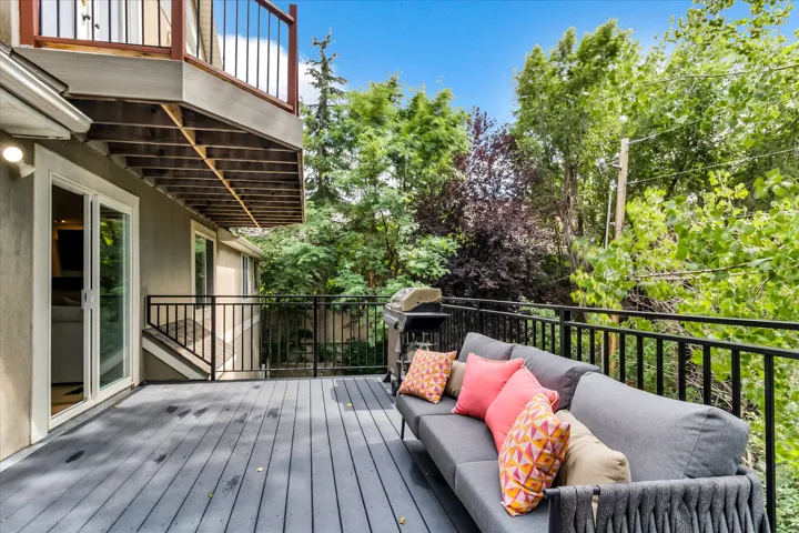 8744 S Danish Rd, Sandy, Utah 84093