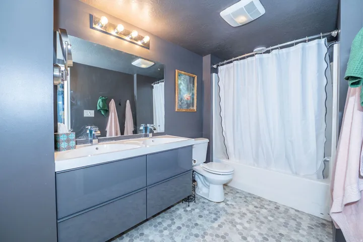 4833 S Van Buren Ave, Ogden, Utah 84403