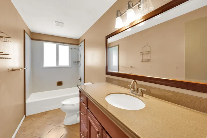 Main Floor Bathroom