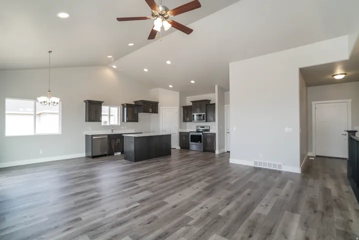 3321 W 850 N #109, Layton, Utah 84041