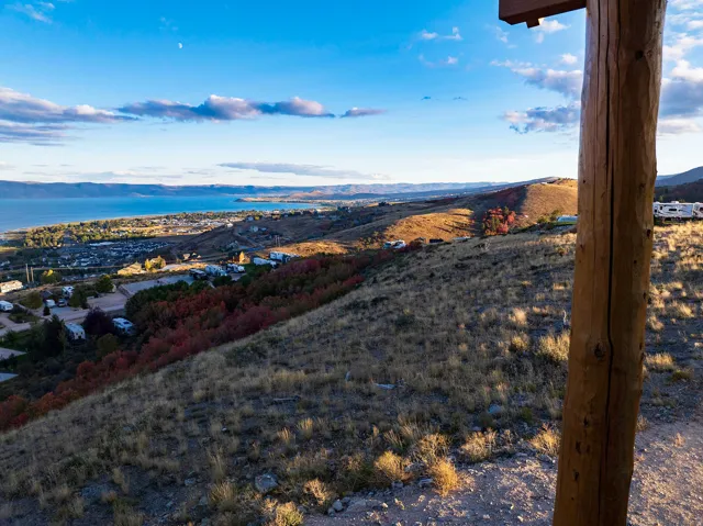 1249 N Sculpin Loop, Garden City, Utah 84028