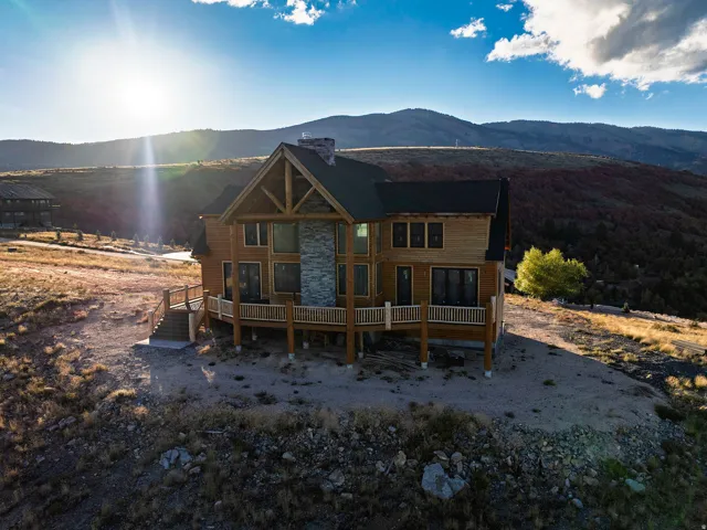 1249 N Sculpin Loop, Garden City, Utah 84028