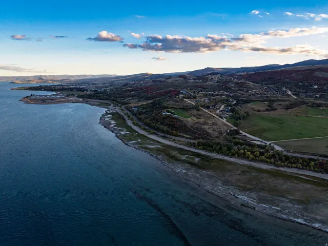 1249 N Sculpin Loop, Garden City, Utah 84028