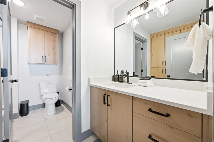 571 W Coopers Cir, Garden City, Utah 84028