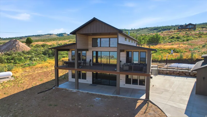 571 W Coopers Cir, Garden City, Utah 84028