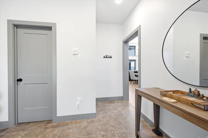 571 W Coopers Cir, Garden City, Utah 84028
