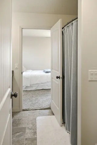 Jack and jill bathroom