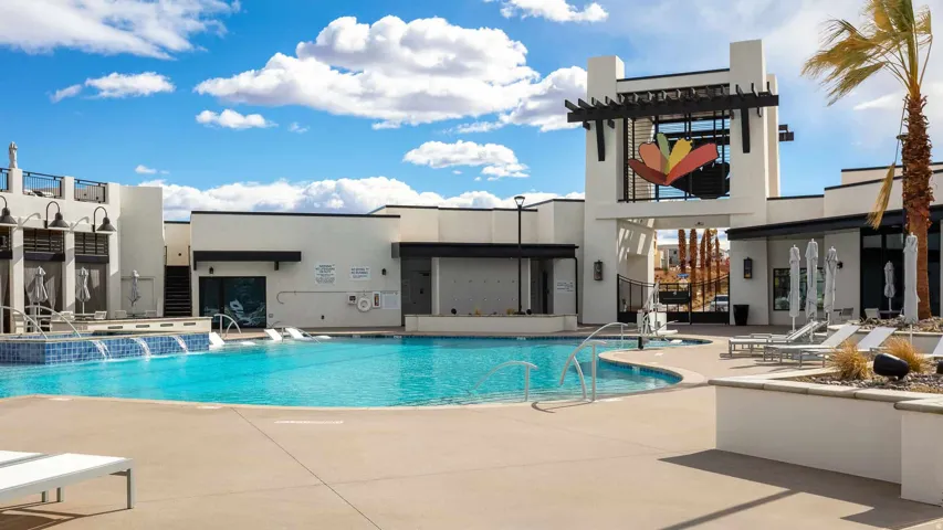 710 W Akoya Pearl St #79, St. George, Utah 84790