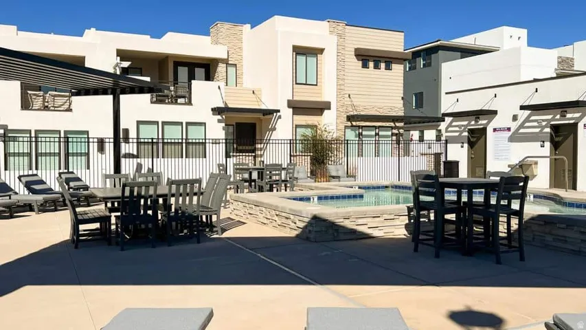 710 W Akoya Pearl St #79, St. George, Utah 84790