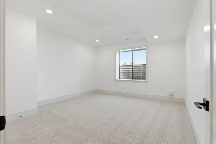 Guest Bedroom 4