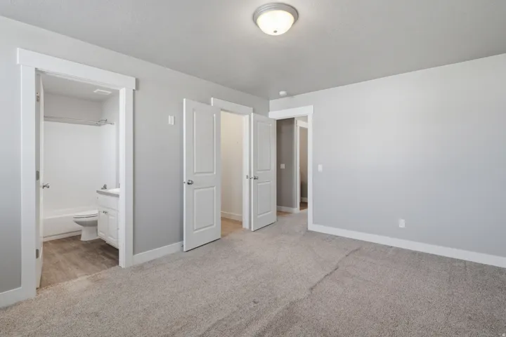 245 W 1950 N, Harrisville, Utah 84414
