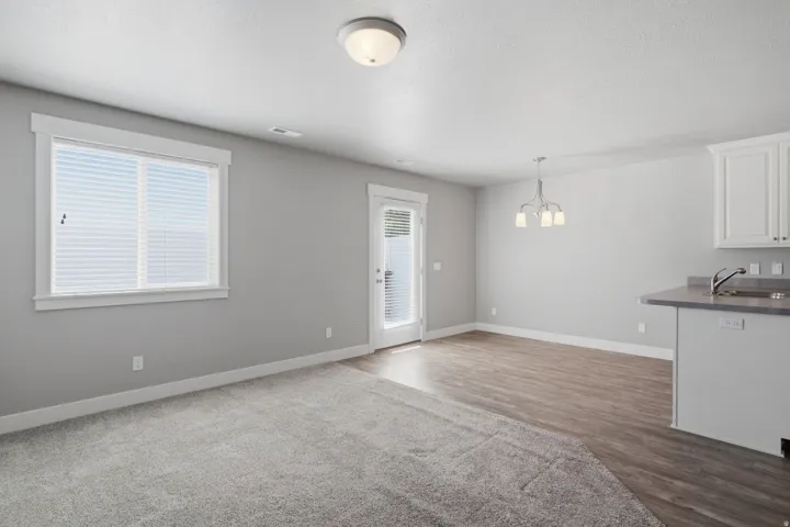 245 W 1950 N, Harrisville, Utah 84414