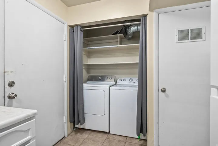 2120 E Georgetown Sq, Millcreek, Utah 84109