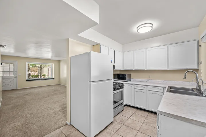 2120 E Georgetown Sq, Millcreek, Utah 84109