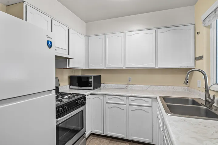 2120 E Georgetown Sq, Millcreek, Utah 84109
