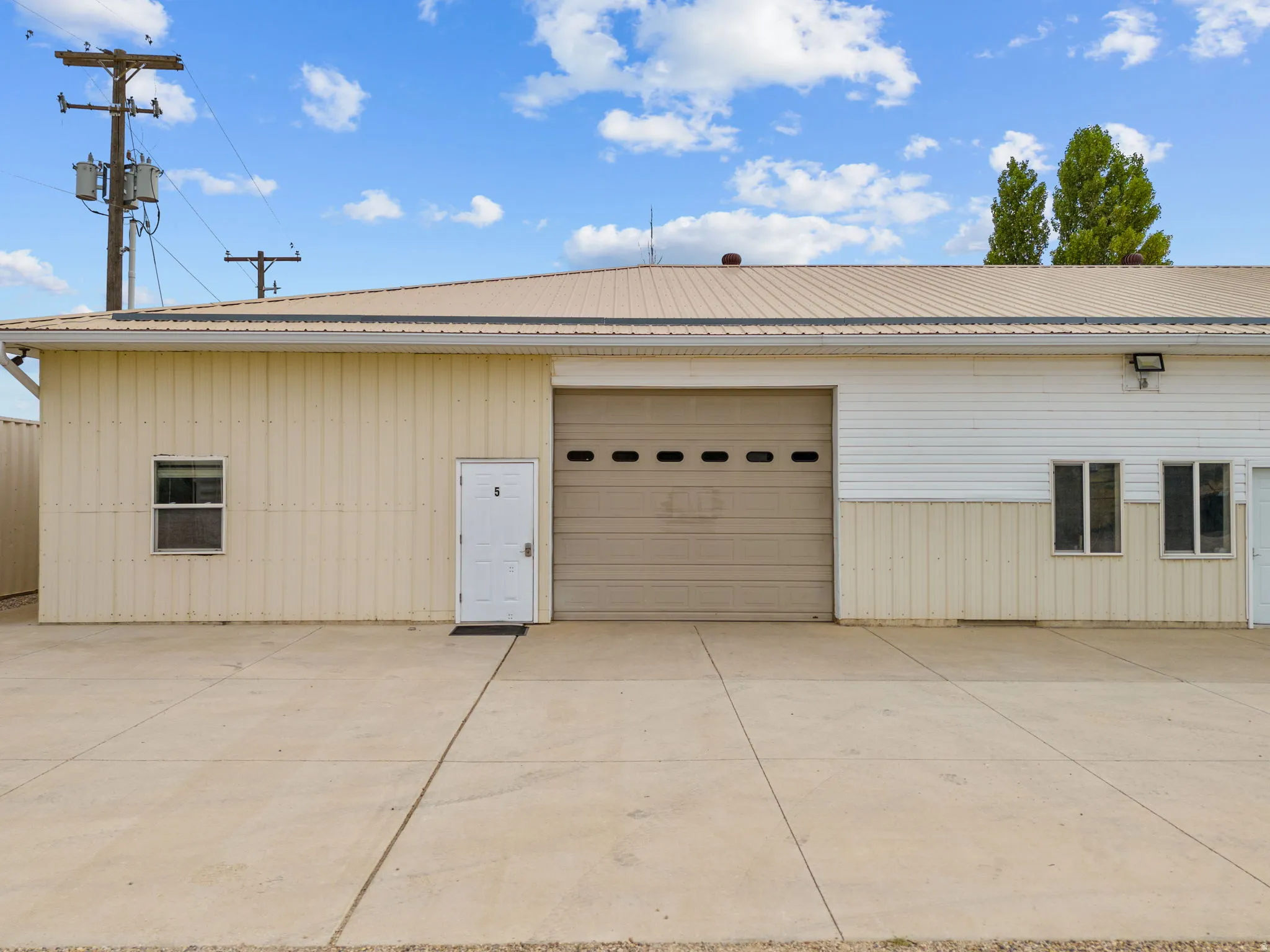 Garage