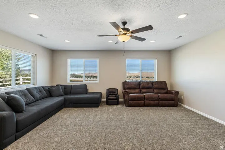 595 S 1200 E, Enterprise, Utah 84725