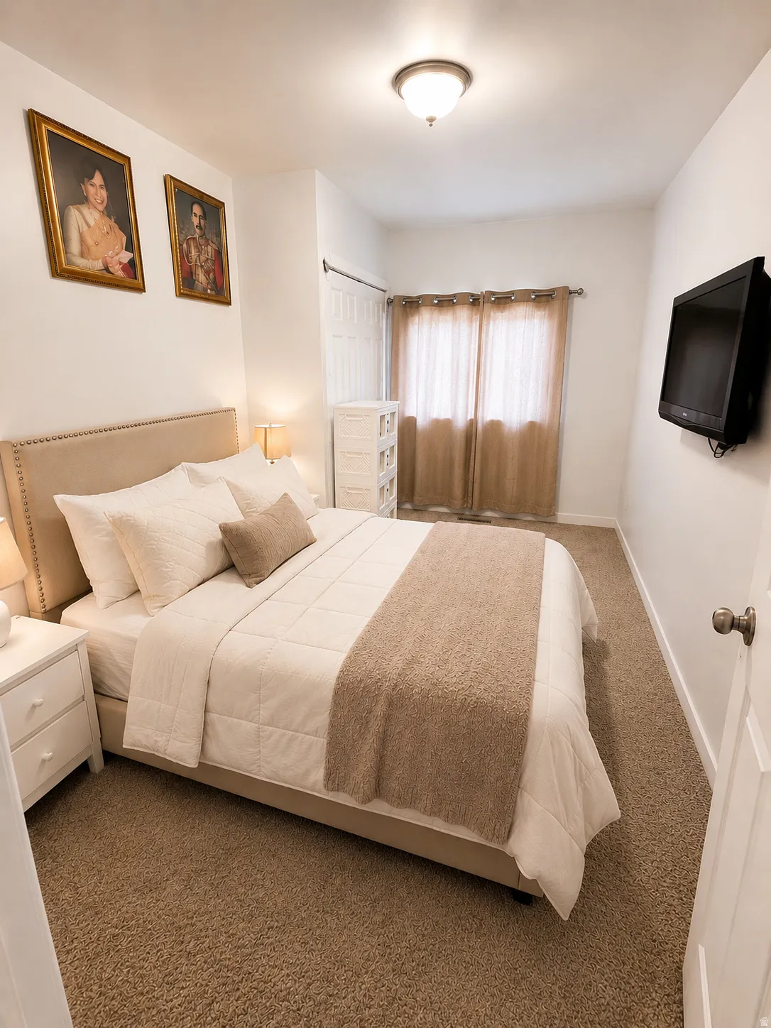 Virtually staged Bedroom