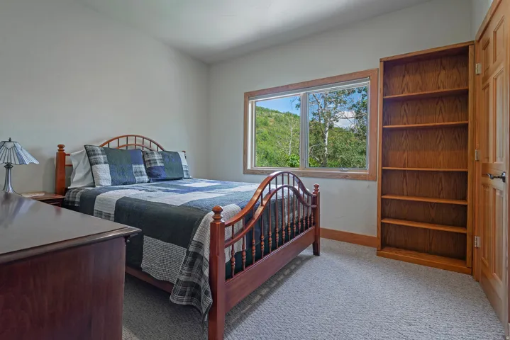 726 N Donner Cir #112, Salt Lake City, Utah 84108