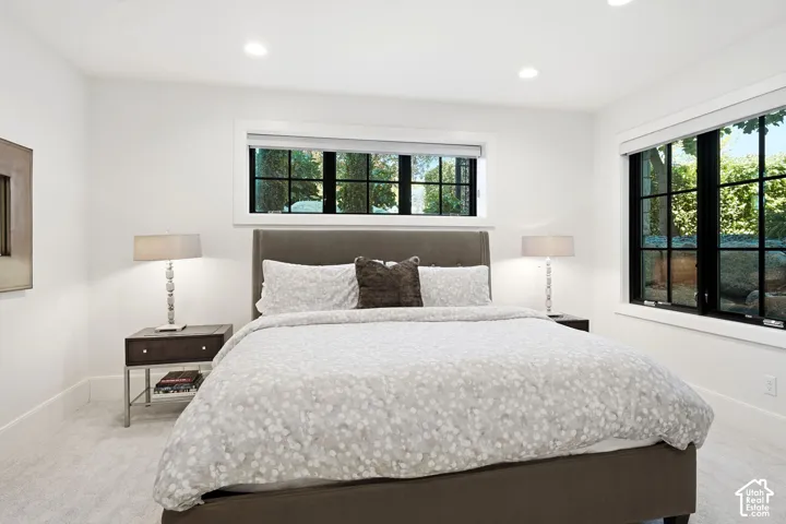White wall finishes throughout