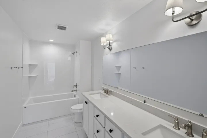 5325 N Honey Suckle Way, Eagle Mountain, Utah 84005