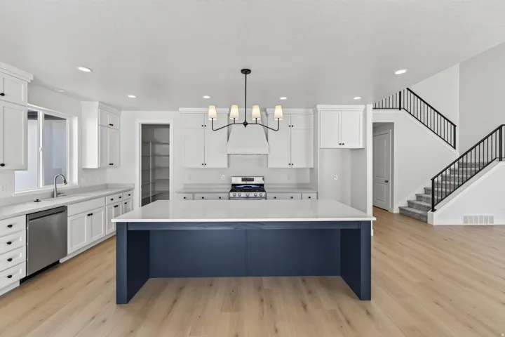 5325 N Honey Suckle Way, Eagle Mountain, Utah 84005
