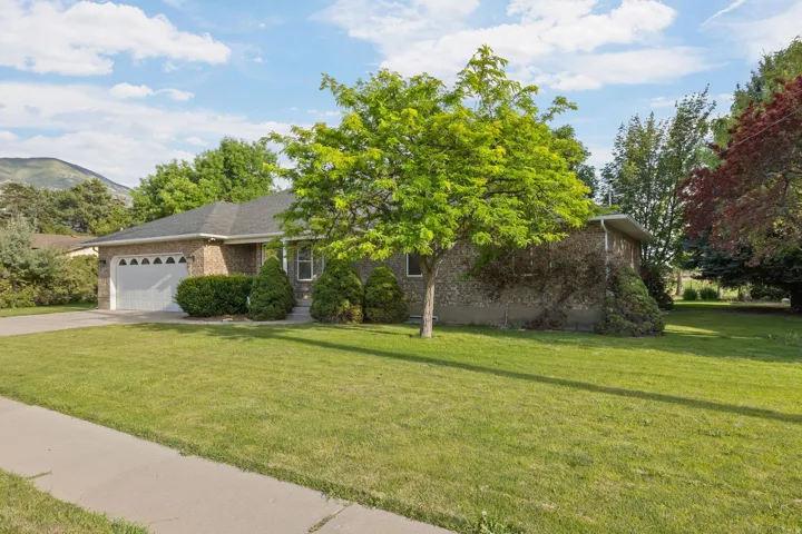 5077 W 11000 N, Highland, Utah 84003