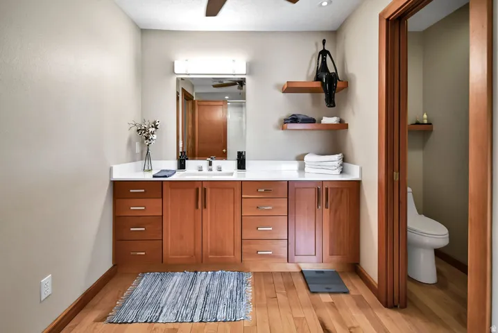 Primary Suite Bathroom