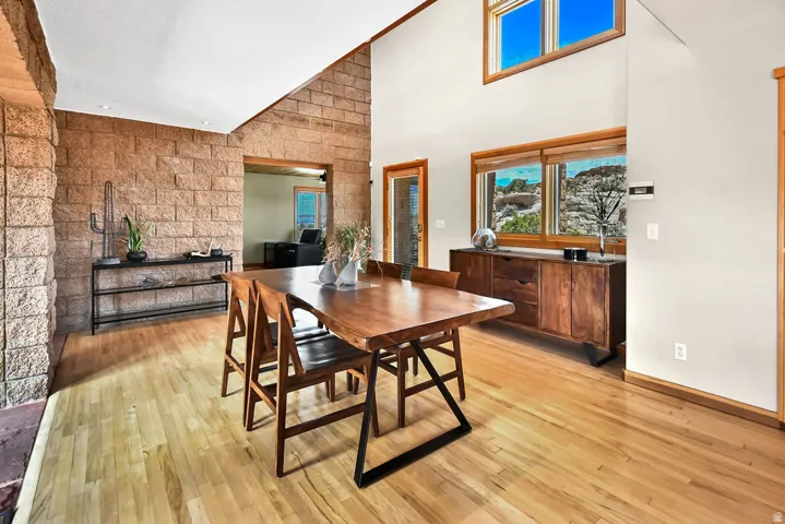 3995 S Desert Grave Rd, Torrey, Utah 84775