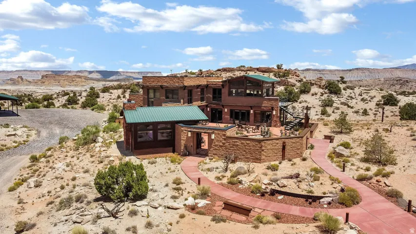 3995 S Desert Grave Rd, Torrey, Utah 84775
