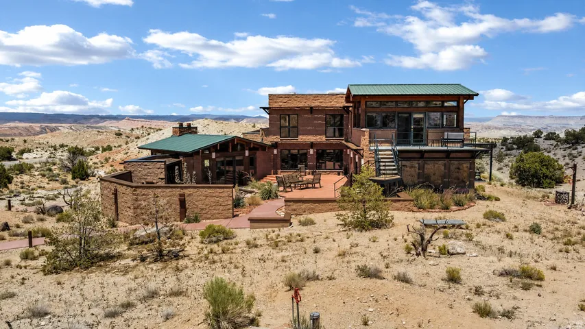 3995 S Desert Grave Rd, Torrey, Utah 84775