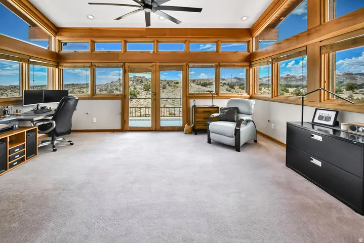 3995 S Desert Grave Rd, Torrey, Utah 84775