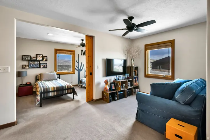 3995 S Desert Grave Rd, Torrey, Utah 84775