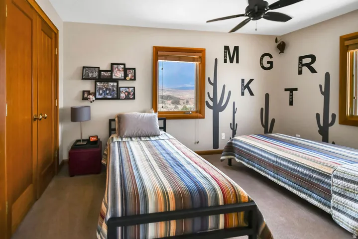 3995 S Desert Grave Rd, Torrey, Utah 84775
