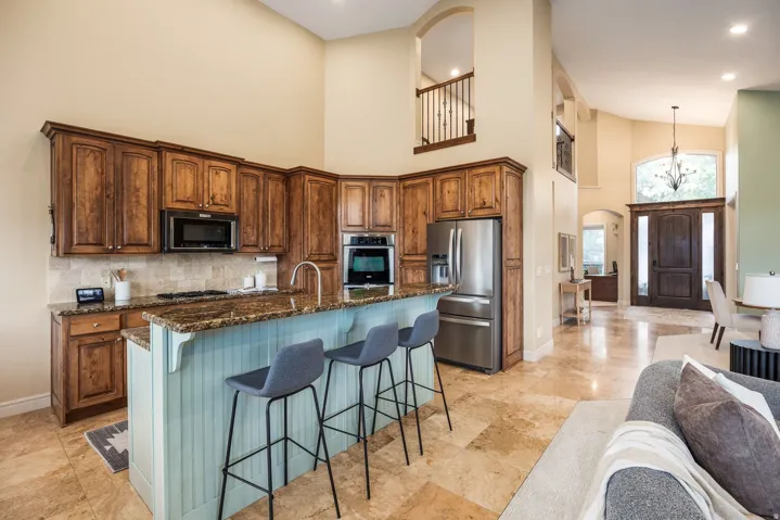 617 E Kirstys Ln, Murray, Utah 84107