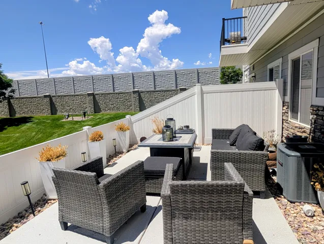 28 E Yellow Cliff Dr, Draper, Utah 84020