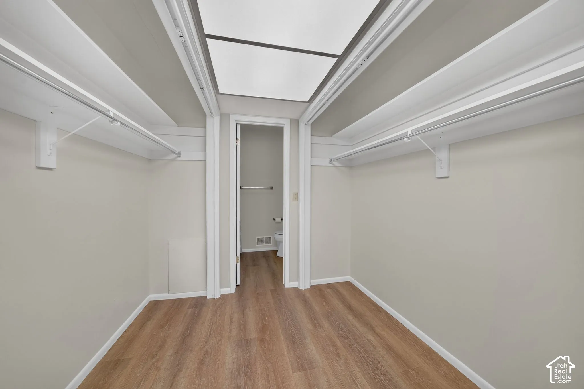 Walk in closet
