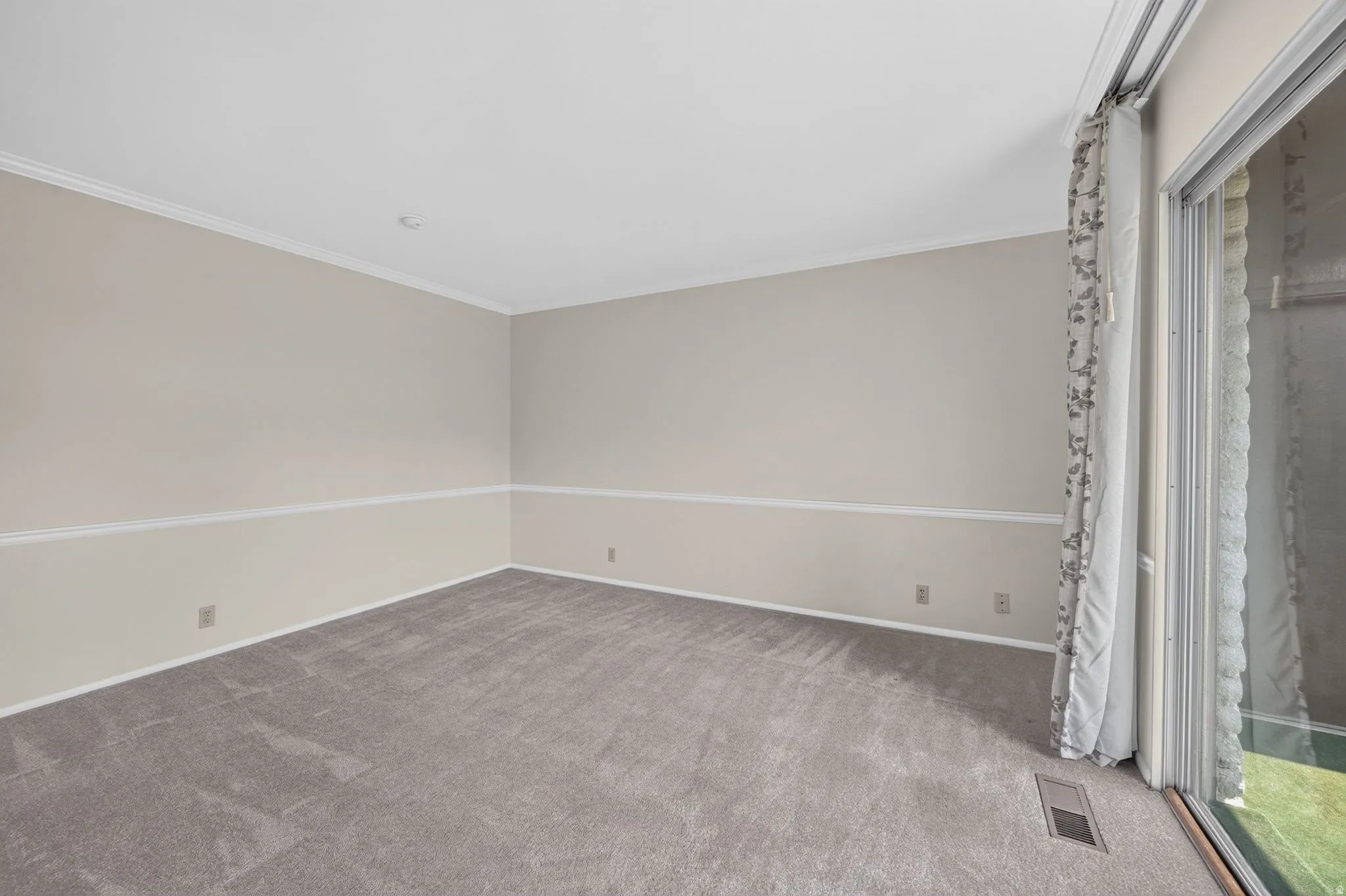 Empty room