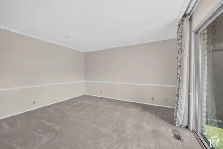 Empty room