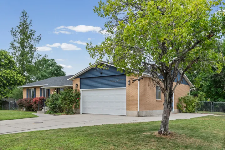 341 E Heather Ridge Cir, Sandy, Utah 84070