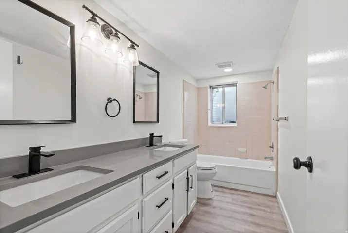 341 E Heather Ridge Cir, Sandy, Utah 84070
