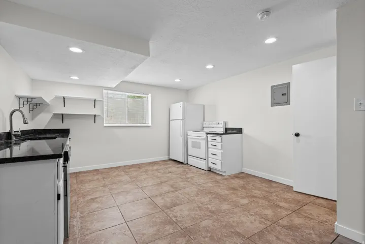 341 E Heather Ridge Cir, Sandy, Utah 84070