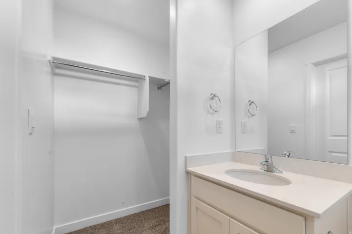 1218 N 275 E #202, Harrisville, Utah 84404