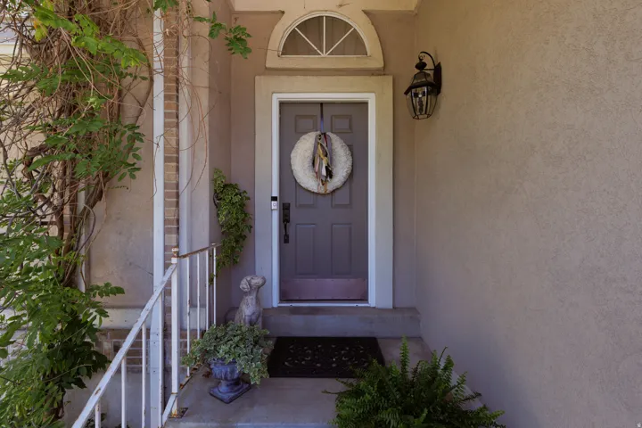 2050 E Johnstone Dr, Sandy, Utah 84093