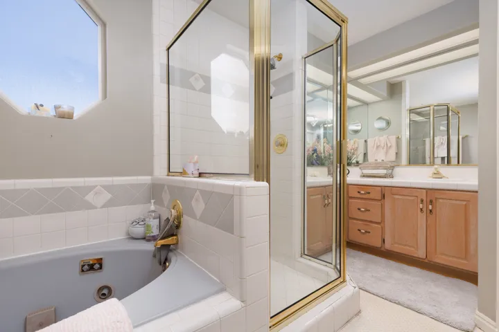 2050 E Johnstone Dr, Sandy, Utah 84093